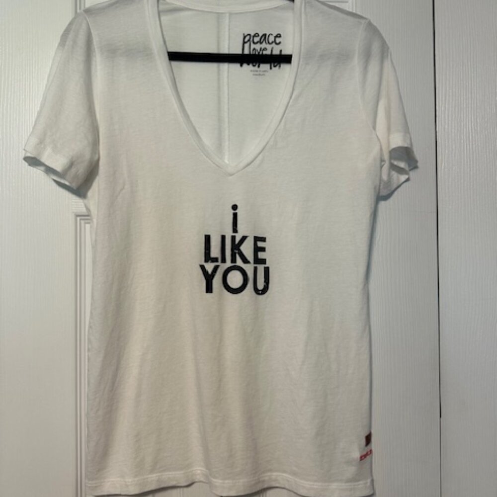 Peace Love World White V-Neck Tshirt